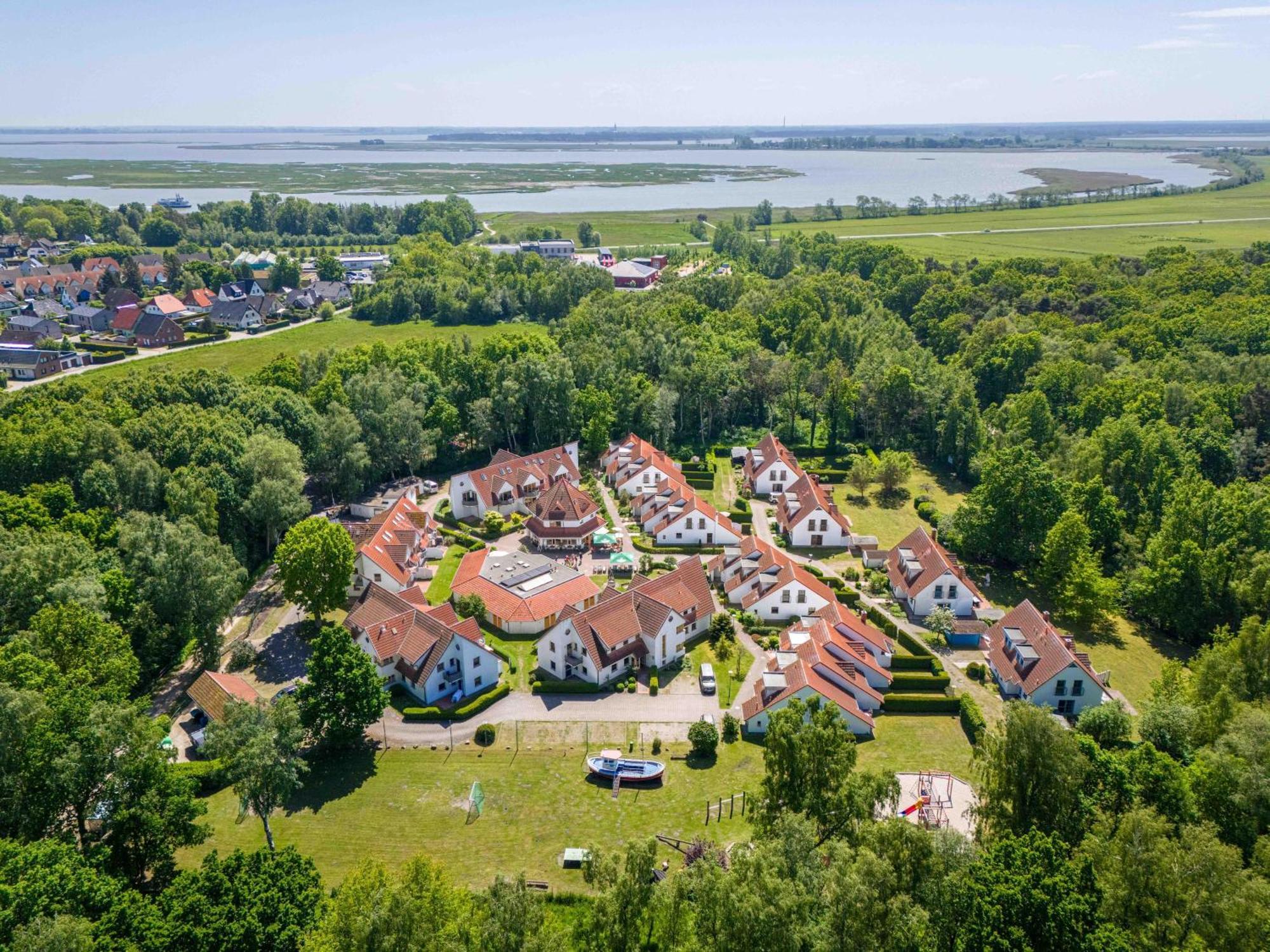 Ferienpark Freesenbruch Wohnung 2 6 - Windrose Zingst Εξωτερικό φωτογραφία